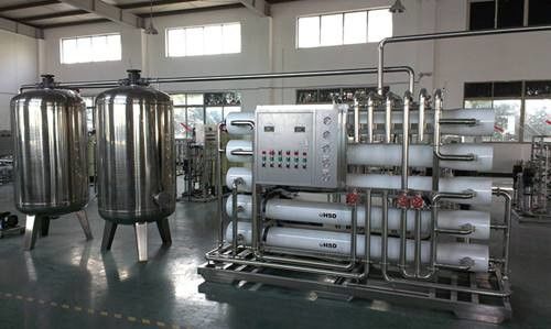 Sistema de tratamiento de agua por ósmosis inversa de la planta de RO industrial